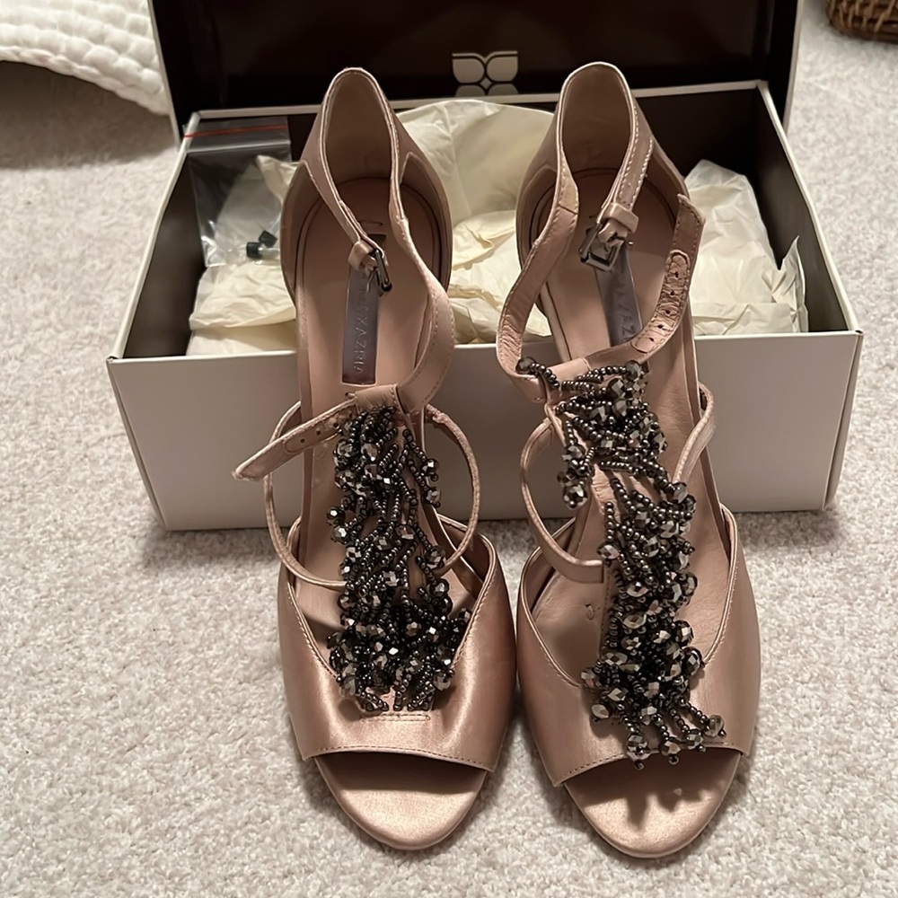 BCBG ‘Shannon’ Cream with metalic heel & gem detail